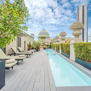 casagrand-luxury-suites.topbarcelonahotels.com/